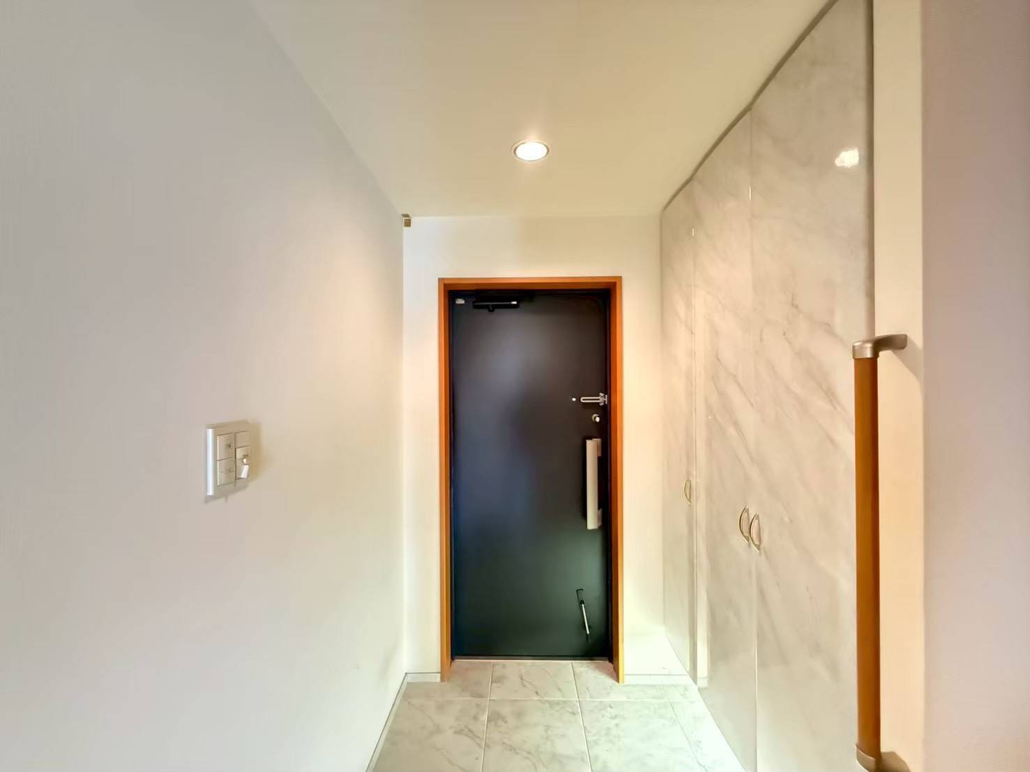 サンセリテ太田の玄関