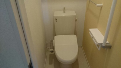 【トイレ】 | ニューヴェルデⅡ | 落ち着いたトイレです