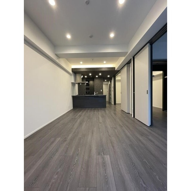 コンフォリア・リヴ谷町四丁目の居間・リビング