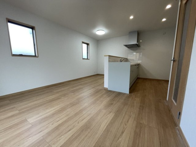 【居間・リビング】 | 蓮田市貝塚テラスハウス | LDK