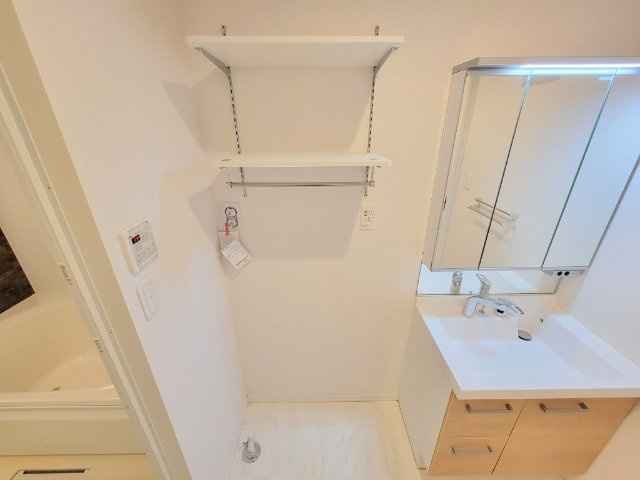 ヴァンヴェール生駒の独立洗面台