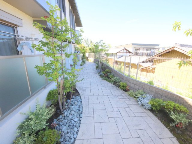 ヴァンヴェール生駒のエントランス