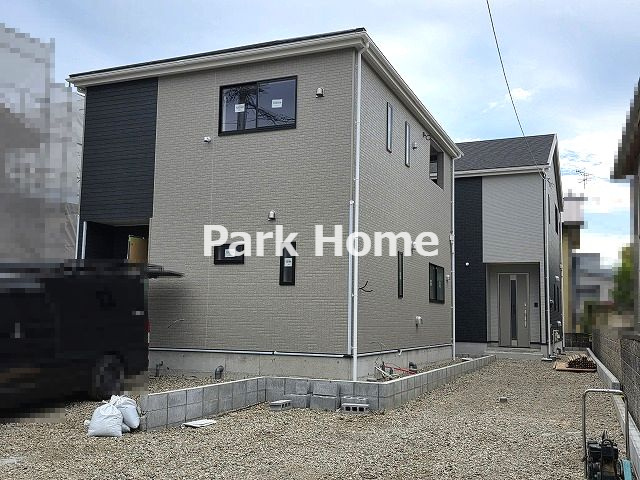 高知市前里 -第１・1号棟- 新築戸建ての前面道路含む現地写真