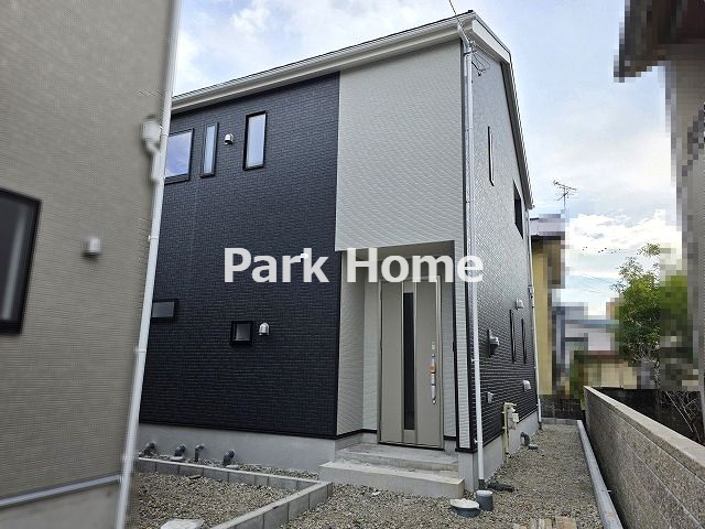 高知市前里 -第１・1号棟- 新築戸建ての前面道路含む現地写真