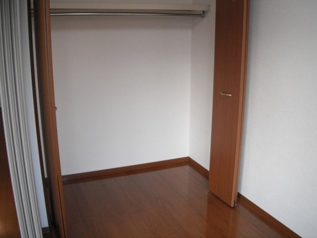 プレステージ南通の収納|こまごまとしたものを収納できそうですね