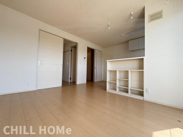 フォンテーヌの居間・リビング|他社様掲載物件もまとめてご紹介、ご案内可能です(^^)/