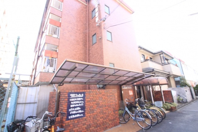 プレアール菱屋西の外観