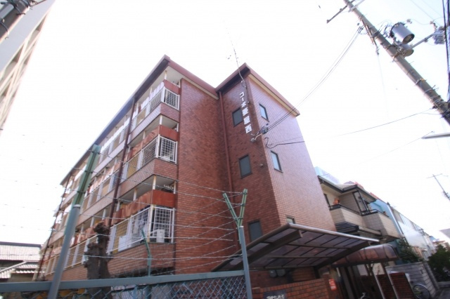 プレアール菱屋西の外観