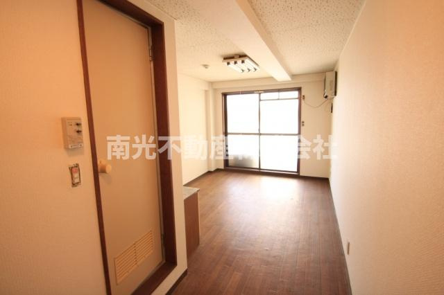 プレアール菱屋西の内装