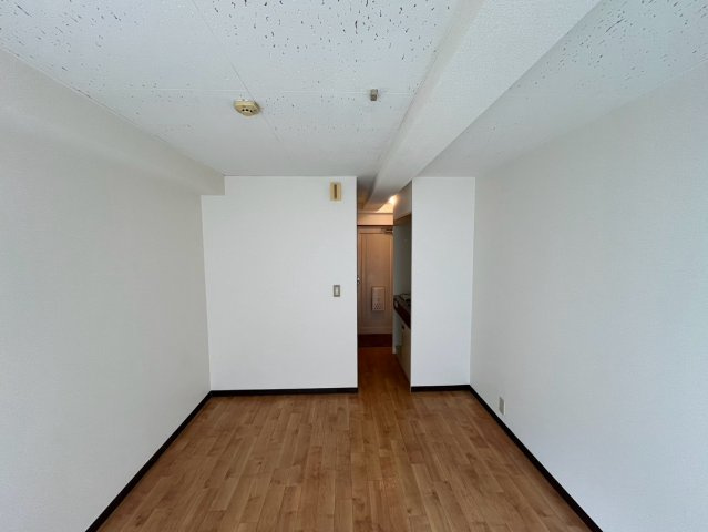 プレアール菱屋西の内装