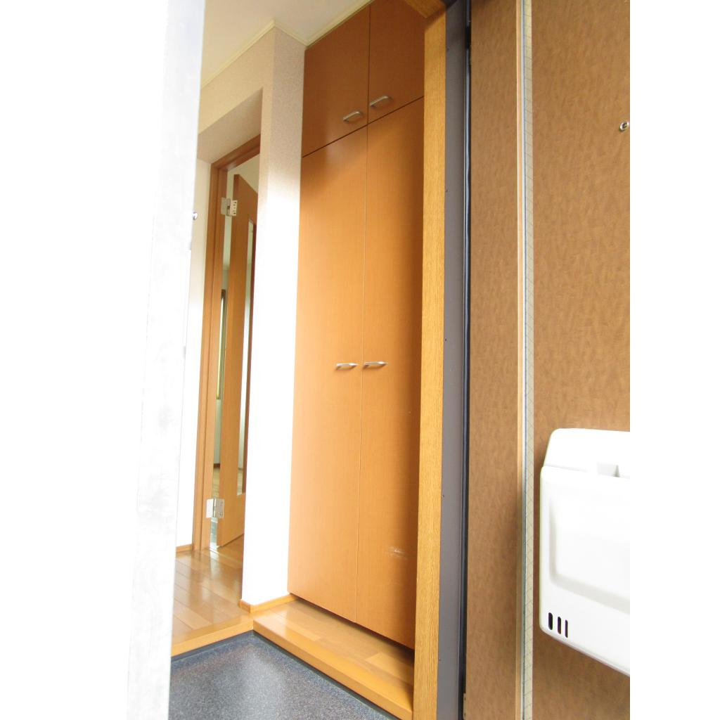 モルトフィオーレ1番館の玄関