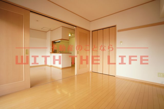 コア・フォレスタ【キャッシュバック対象物件】の居間・リビング|居間です