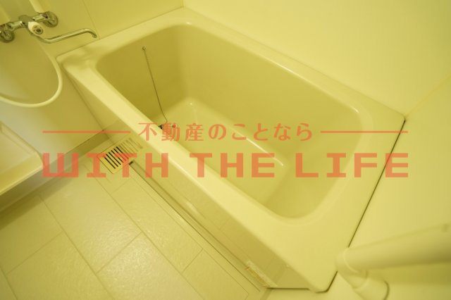 コア・フォレスタ【キャッシュバック対象物件】の浴室|コンパクトで使いやすいお風呂です