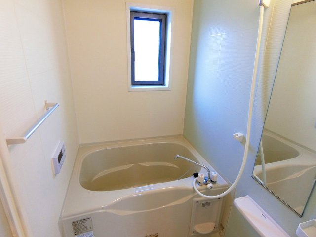 クレアの浴室|日々の疲れを癒すお風呂付です