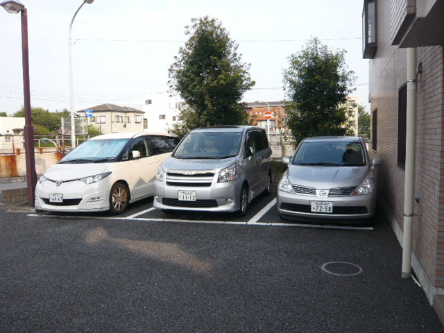 ソレーユの駐車場