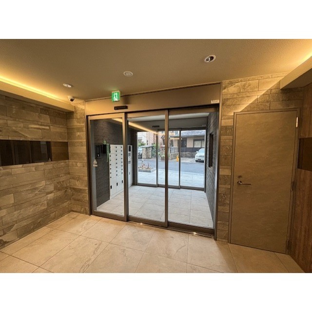 ブロード東灘深江駅前レジデンスのエントランス|毎日通るエントランスはこのようになっています