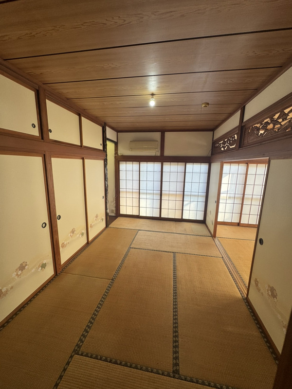 コーポ君寿の和室