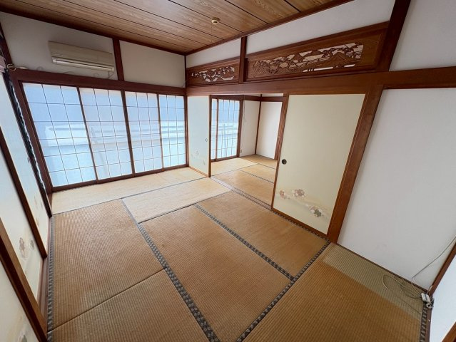 コーポ君寿の和室