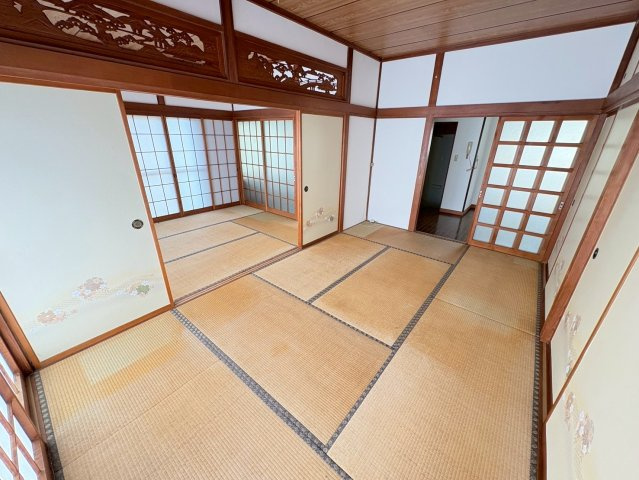 コーポ君寿の和室