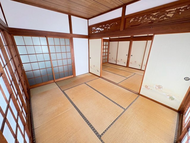 コーポ君寿の和室