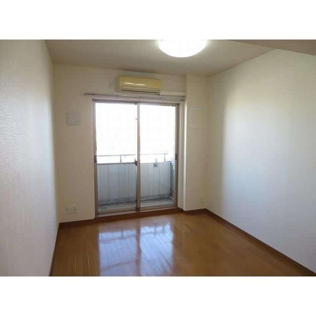 リリエンベルグ弐番館の居間・リビング