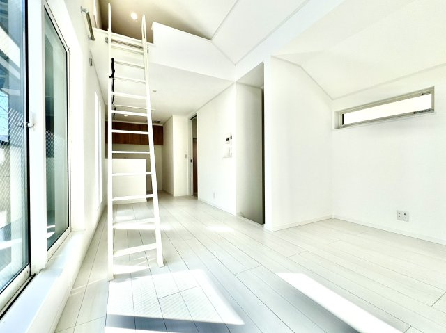 【居間・リビング】 | 練馬区田柄2丁目　新築戸建　6390万円 | ◇建物完成につき内覧できます◇