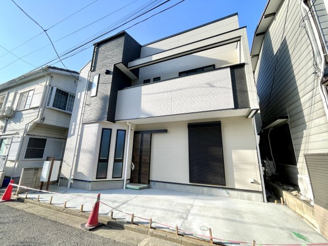 【外観】 | 練馬区田柄2丁目　新築戸建　6490万円 | ◇南道路公道面◇