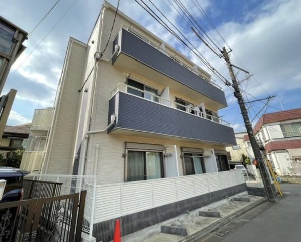 アパートメンズ35の外観