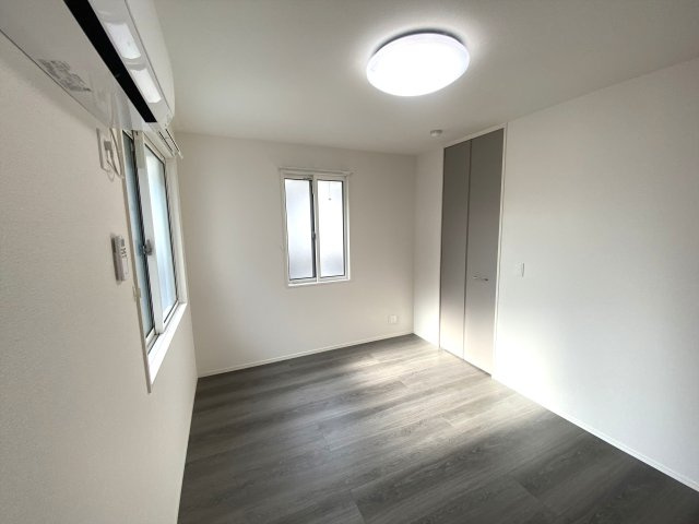 プレミア西条中央Ｂ棟の寝室