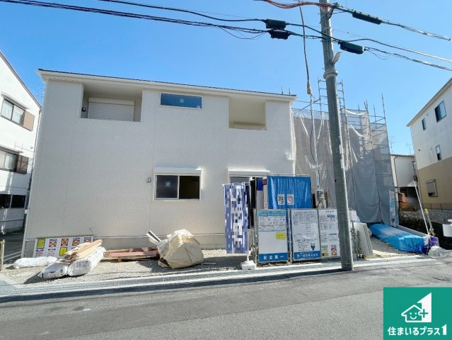枚方市甲斐田新町　新築一戸建ての外観|現在の進捗状況です！順調に作業進行中、完成が待ち遠しいです！詳細の間取り等、お気軽にお問い合わせください！