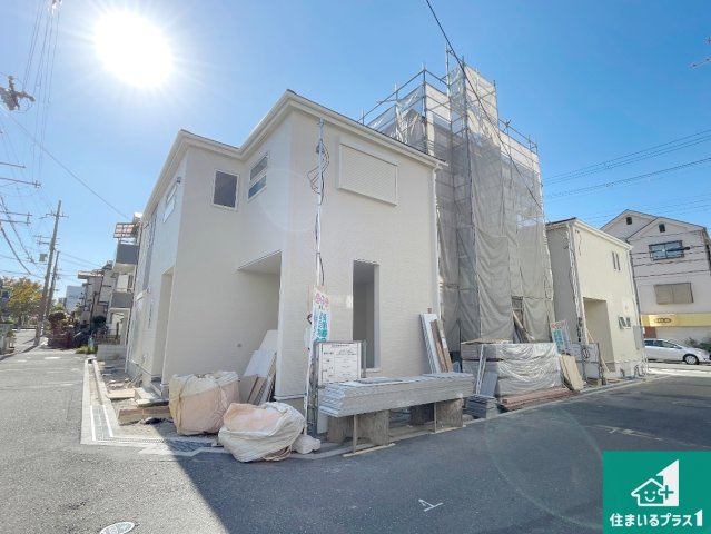 枚方市甲斐田新町　新築一戸建ての外観|現在の進捗状況です！順調に作業進行中、完成が待ち遠しいです！詳細の間取り等、お気軽にお問い合わせください！