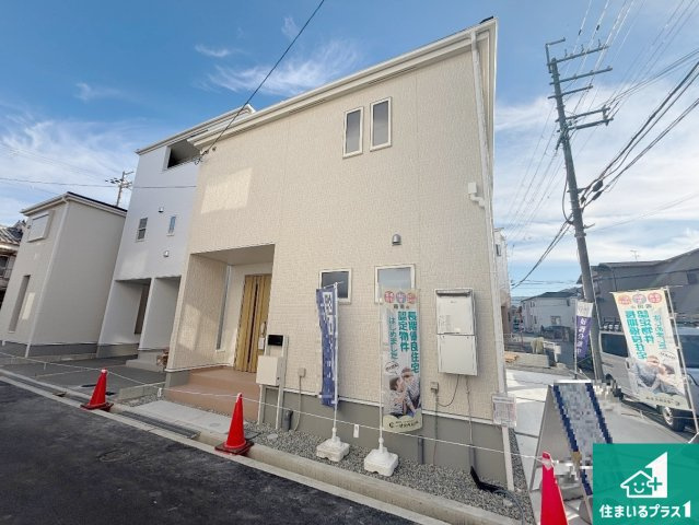枚方市甲斐田新町　新築一戸建ての外観|お客様に長く安心して住んでいだだける事にこだわった家づくり！住んでからのアフターサービスにもしっかりと取り組んでいます！