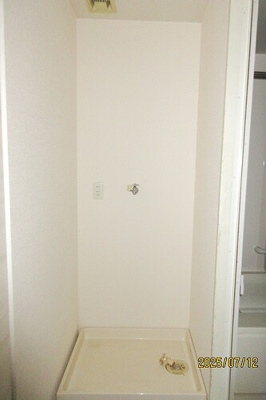 【設備】 | サーパス今泉第２ | 室内洗濯機置場