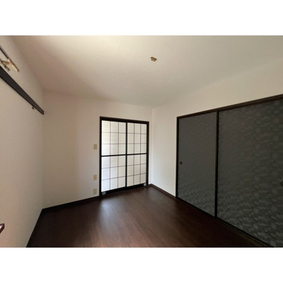 【居間・リビング】 | シャトルハイツB | おしゃれな居間です