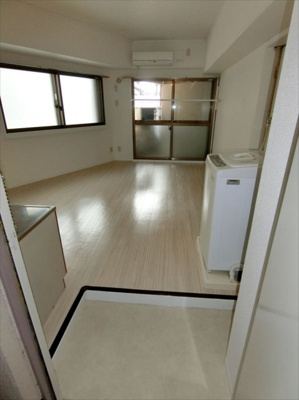 【玄関】 | K2ビル