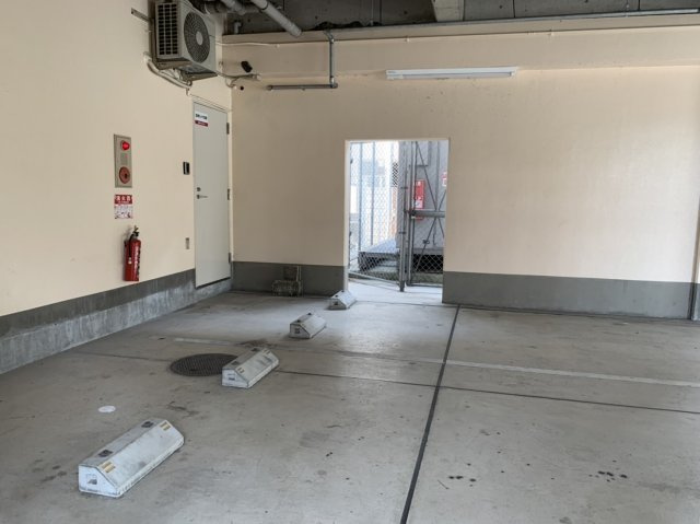 シャロームⅡの駐車場