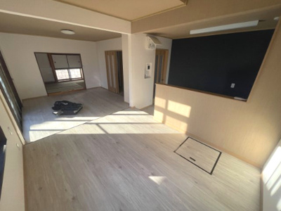 【居間・リビング】 | 真岡市大谷台町4SLDK中古住宅