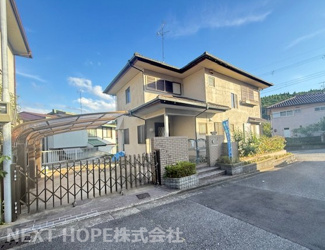 【外観】 | 川西市けやき坂１丁目中古戸建 | 昭和60年3月建築！令和7年8月室内リフォーム済み！令和7年9月外壁塗装完成予定です♪いつでもご覧いただけます！！お気軽にネクストホープ不動産までお問い合わせを！！