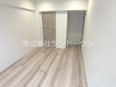 【洋室】 | 向陽ハイツB棟 | 約6.4帖の洋室