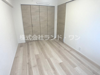 【洋室】 | 向陽ハイツB棟 | 約5.7帖の洋室