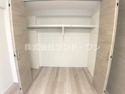 【収納】 | 向陽ハイツB棟 | 約5.7帖の洋室にある収納