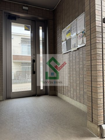 メゾンサカエのロビー