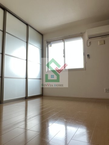 メゾンサカエの寝室