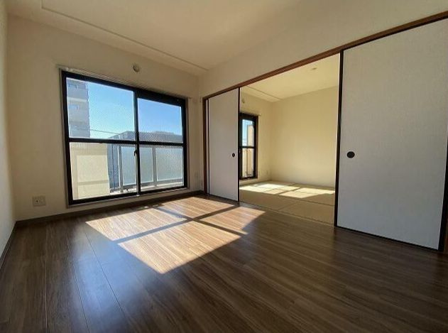 ポポラーレ壱番館の洋室