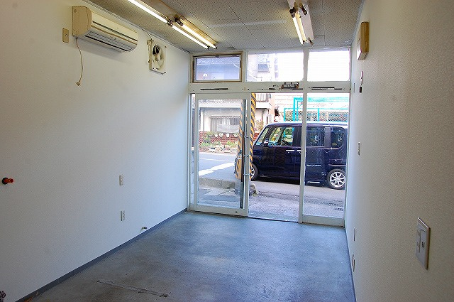 徳本店舗（２丁目）