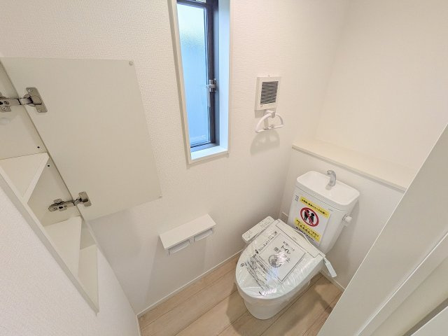 八王子市　川口町　新築一戸建て　８６期のトイレ|～暖房温水洗浄機能付きトイレ　冬場は特に嬉しい機能ですね～
