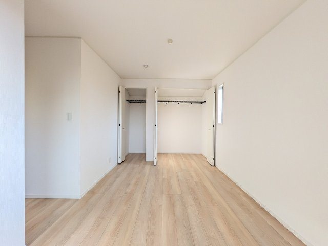 八王子市　川口町　新築一戸建て　８６期の収納|～収納力の高いクローゼット完備～