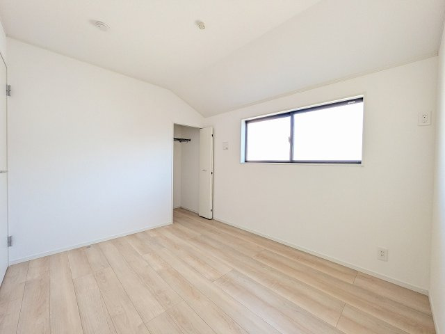 八王子市　川口町　新築一戸建て　８６期の収納|～収納力の高いクローゼット完備～