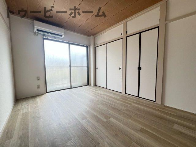 ハイツホワイトの居間・リビング|こちらの居間で趣味の時間をお楽しみください