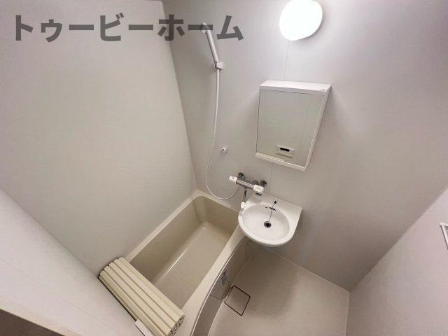 ハイツホワイトの浴室|きれいなお風呂です